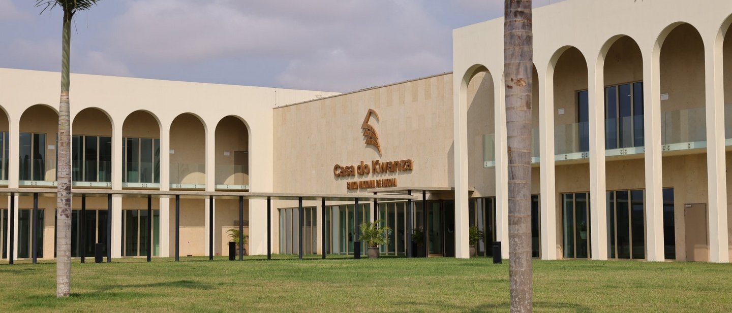 View of the newly built Cash Center in Luanda, Angola: the Casa do Kwanza of the BNA.