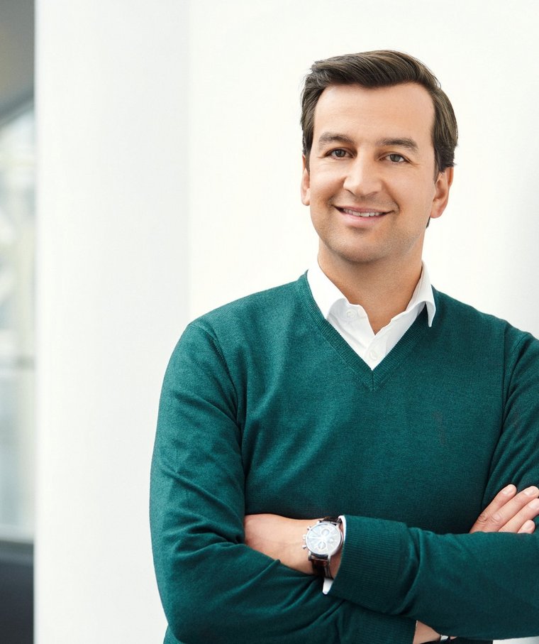 Portrait of Gabriel von Mitschke-Collande, Chief Digital Officer of Giesecke+Devrient.