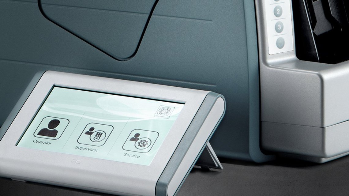 Touchscreen of the banknote processing system BPS® C5, with a freely positional graphical user interface