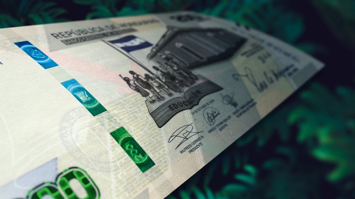 The 200 lempiras banknote (Honduras) with a registered Galaxy® thread with different and precisely positioned windows