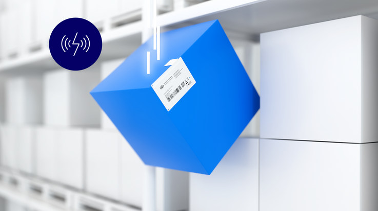 Package with Smart Label falling down with shock icon